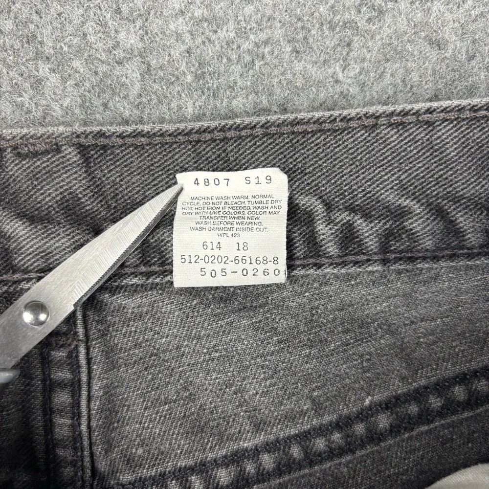 Vintage Levi's 505 Men's 34x30 (Fits 32x29) Straight Leg Black Wash Made In USA